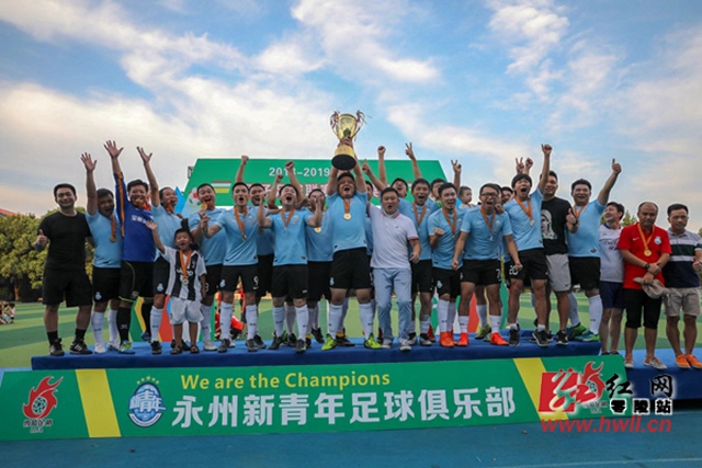 贺希宁31+11沈梓捷24分 深圳5人上双力克天津
